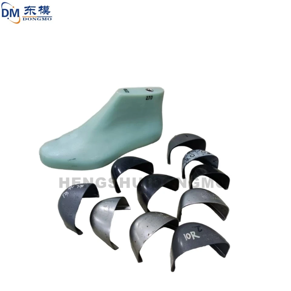 Safety Shoes And Toe Caps, Metal Dies With Steel Toe Caps